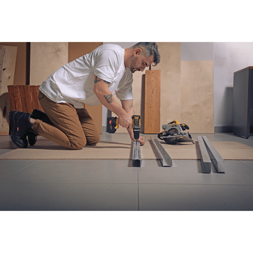 CORDLESS HAMMER DRILL DRIVER